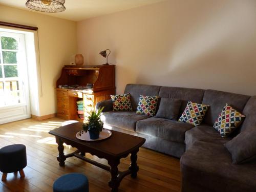 Gîte Jenzat, 4 pièces, 6 personnes - FR-1-489-240