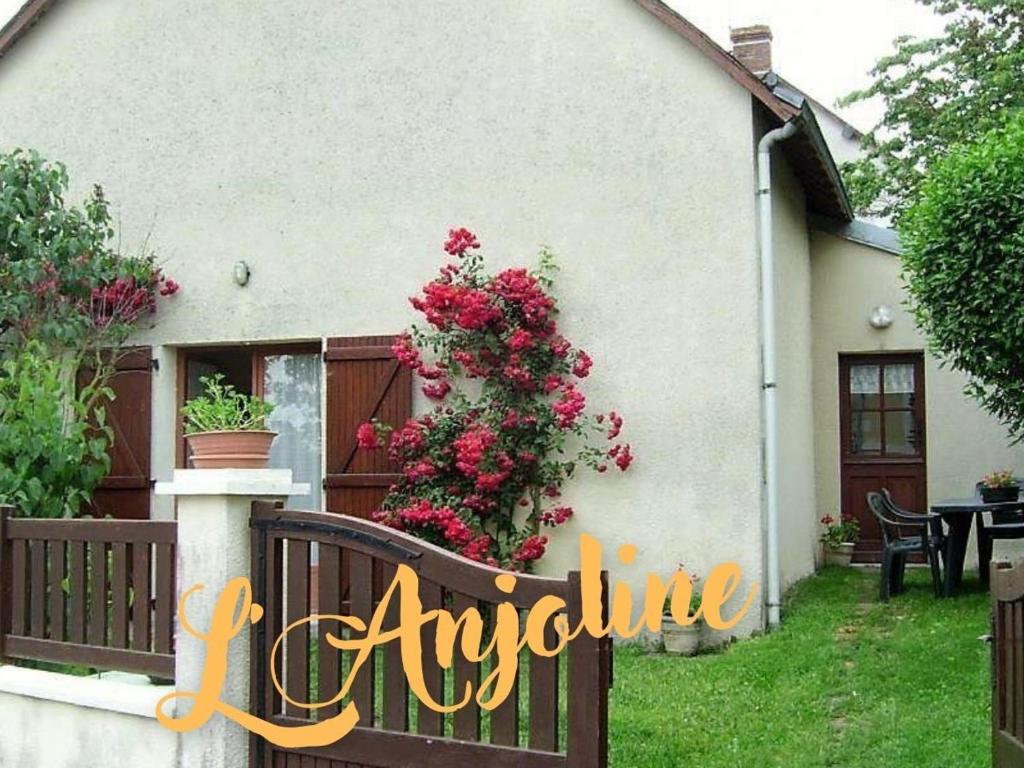 Maison de vacances Gîte Jeu-Maloches, 4 pièces, 7 personnes - FR-1-591-60 1 Place de l'Église 36240 Jeu-Maloches