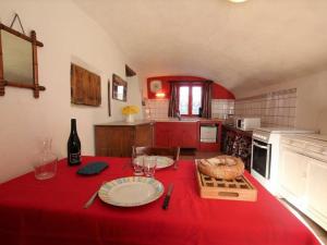 Maison de vacances Gîte Jullianges, 1 pièce, 2 personnes - FR-1-582-237 Fontannes 43500 Jullianges Auvergne