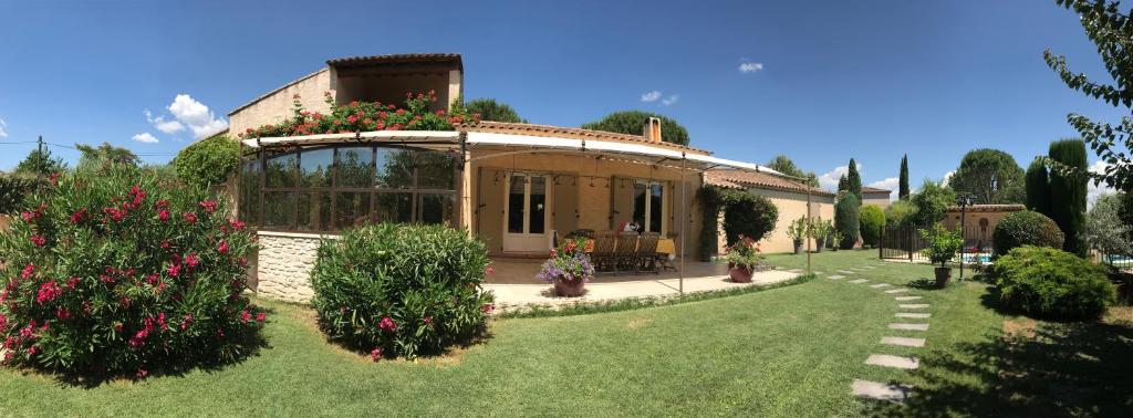 Gite l'Annexe 304 route des jardinettes, 84530 Villelaure