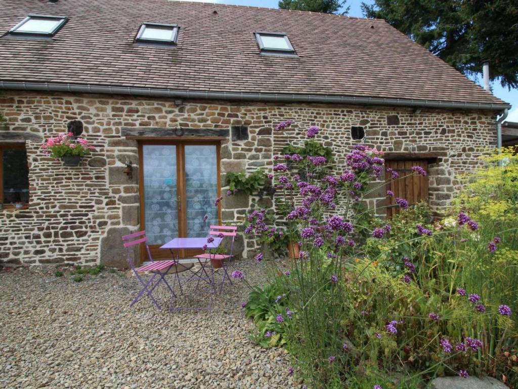 Maison de vacances Gîte L'Épinay-le-Comte, 2 pièces, 2 personnes - FR-1-497-63 La Poulinière EPINAY LE COMTE 61350 LʼÉpinay-le-Comte
