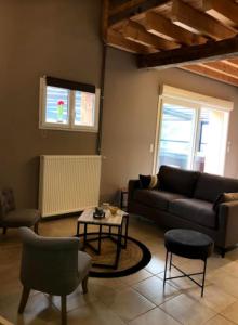 Gîte la bergerie, piscine chauffée, jacuzzi