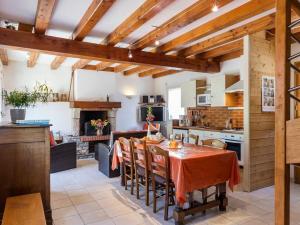 Maison de vacances Gîte La Chapelle-des-Marais, 3 pièces, 6 personnes - FR-1-306-863 65 rue de Penlys 44410 La Chapelle-des-Marais Pays de la Loire