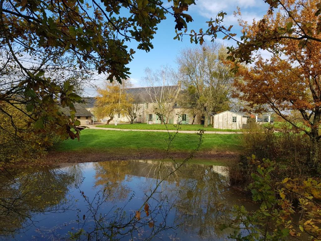 Gîte La Coulée Douce Lasseron Le Haut Buisson - Lasseron, 49123 Lasseron