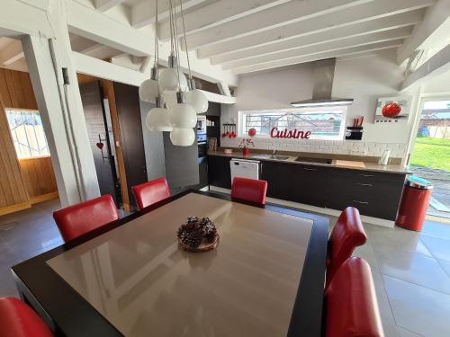 Gîte La Ferté-Saint-Aubin, 5 pièces, 7 personnes - FR-1-590-134