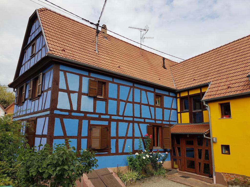 Gîte la grappe Occitane - 14 personnes - piscine privée 81500 Ambres