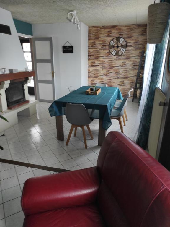Gîte La Maison des Meulières-Hébergement touristique Jura