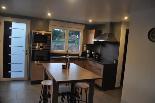 gîte la p'tite rivière avec jacuzzi et sauna extérieur