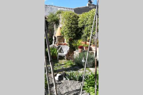 Gîte La Remise, maison avec jardin