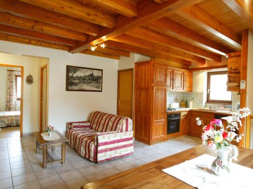 Gîte La Roque-Sainte-Marguerite, 4 pièces, 6 personnes - FR-1-601A-7