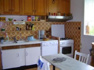 Gîte Laissac, 4 pièces, 6 personnes - FR-1-601A-6