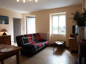 Gîte Lantriac, 3 pièces, 4 personnes - FR-1-582-78