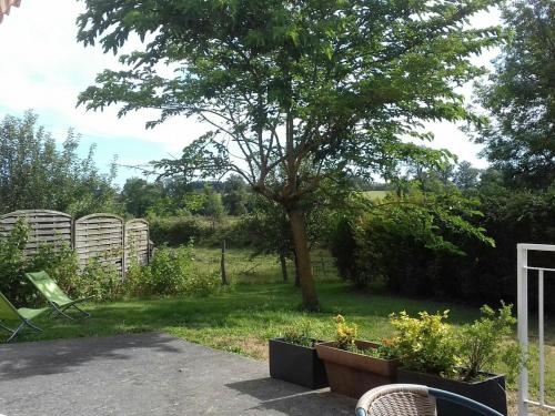 Gîte Lanuéjouls, 3 pièces, 5 personnes - FR-1-601-123