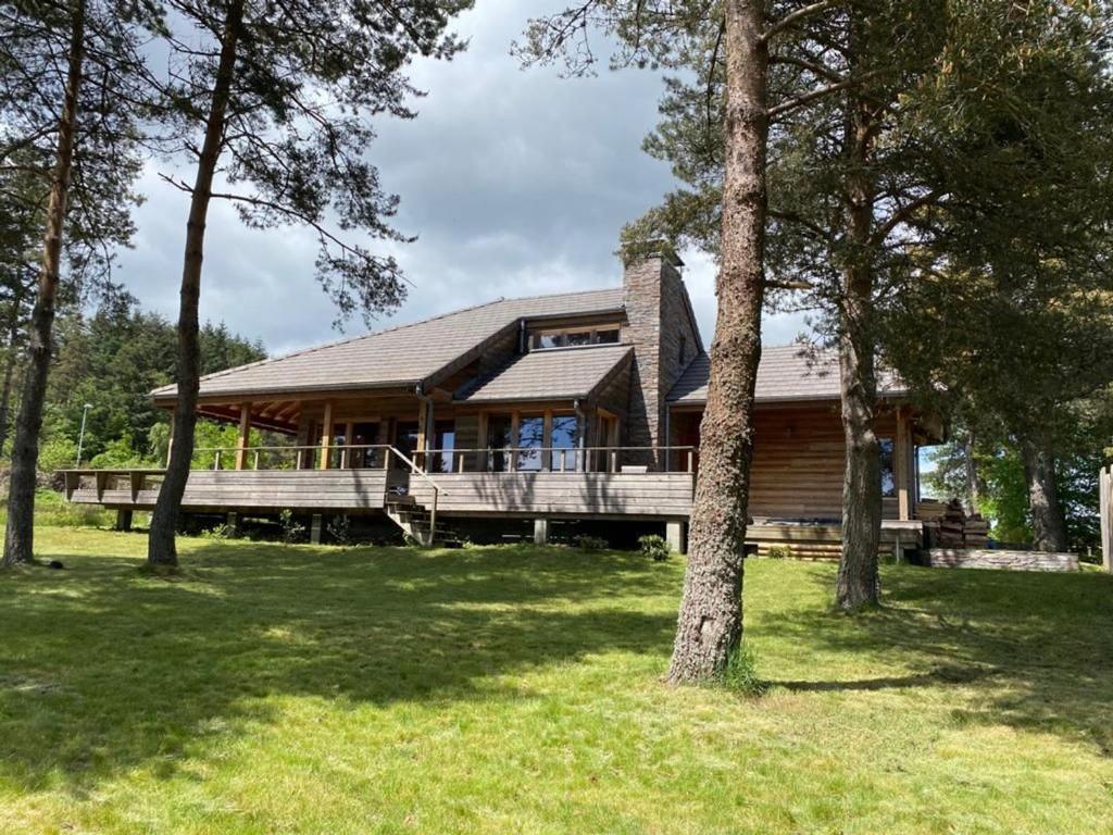 Maison de vacances Gîte Le Chambon-sur-Lignon, 5 pièces, 10 personnes - FR-1-582-39 Riondet Les terrasses du Golf 43400 Le Chambon-sur-Lignon