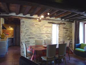 Maison de vacances Gîte Le Logis de l'Etang de l'Aune L'Aune, les quatre routes 35750 Iffendic Bretagne