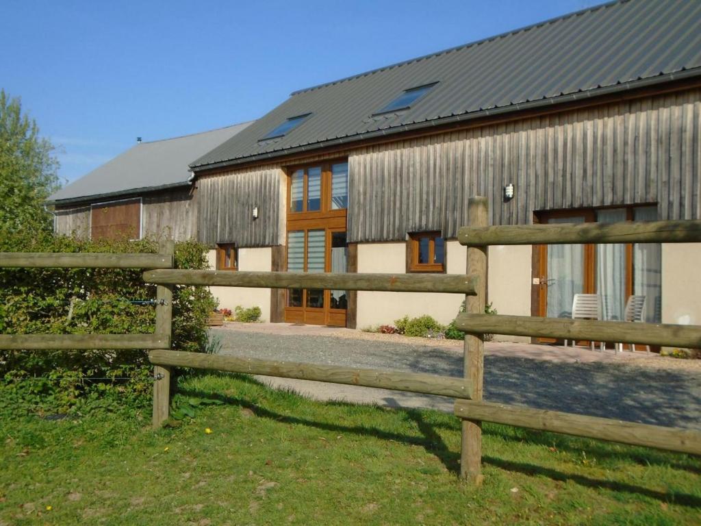 Maison de vacances Gîte Le Ménil-de-Briouze, 3 pièces, 5 personnes - FR-1-497-30 La Corbière 61220 Le Ménil-de-Briouze