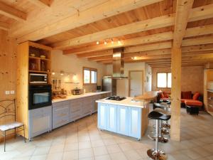 Maison de vacances Gîte Le Mesnil-Ozenne, 4 pièces, 6 personnes - FR-1-362-328 Le Montagnard 50220 Le Mesnil-Ozenne Normandie