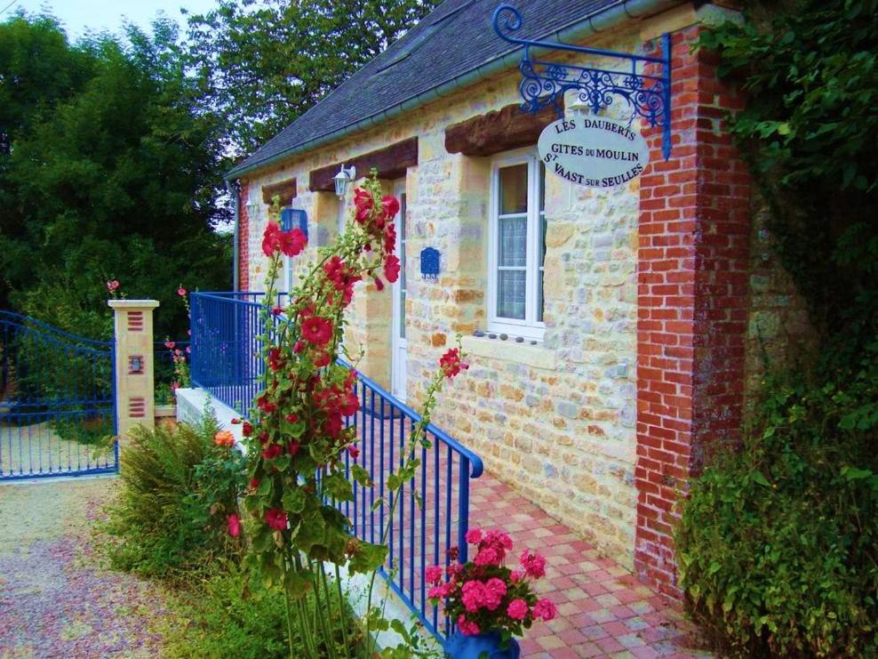 Maison de vacances Gîte Le Moulin Les Dauberts 14250 Saint-Vaast-sur-Seulles