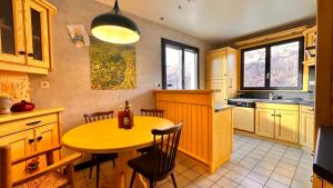 Gîte Le Pingu - spacieux, calme, plein sud - cabine sauna - 8 personnes
