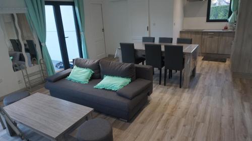 Gîte Le Pixien D 4 à 6 personnes 15 min Charleville