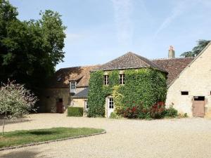 Gîte Le Tronchet, 4 pièces, 6 personnes - FR-1-410-189