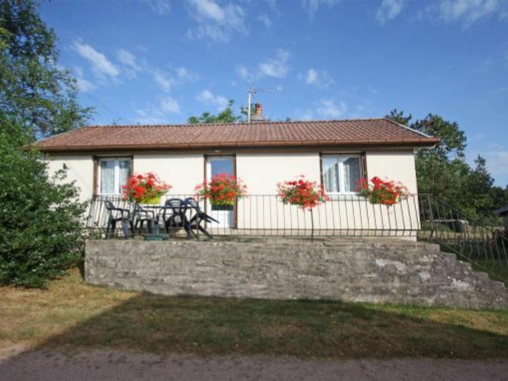 Maison de vacances Gîte Le Val-d'Ajol, 2 pièces, 3 personnes - FR-1-589-165 Les Étangs, 88340 Le Val-d'Ajol, France 88340 Le Val-dʼAjol