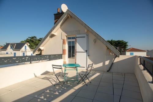 Gite LES BALISES- BABORD-Maisons de bord de mer avec spa -SAINT GILLES CROIX DE VIE - 27 Avenue NOTRE DAME