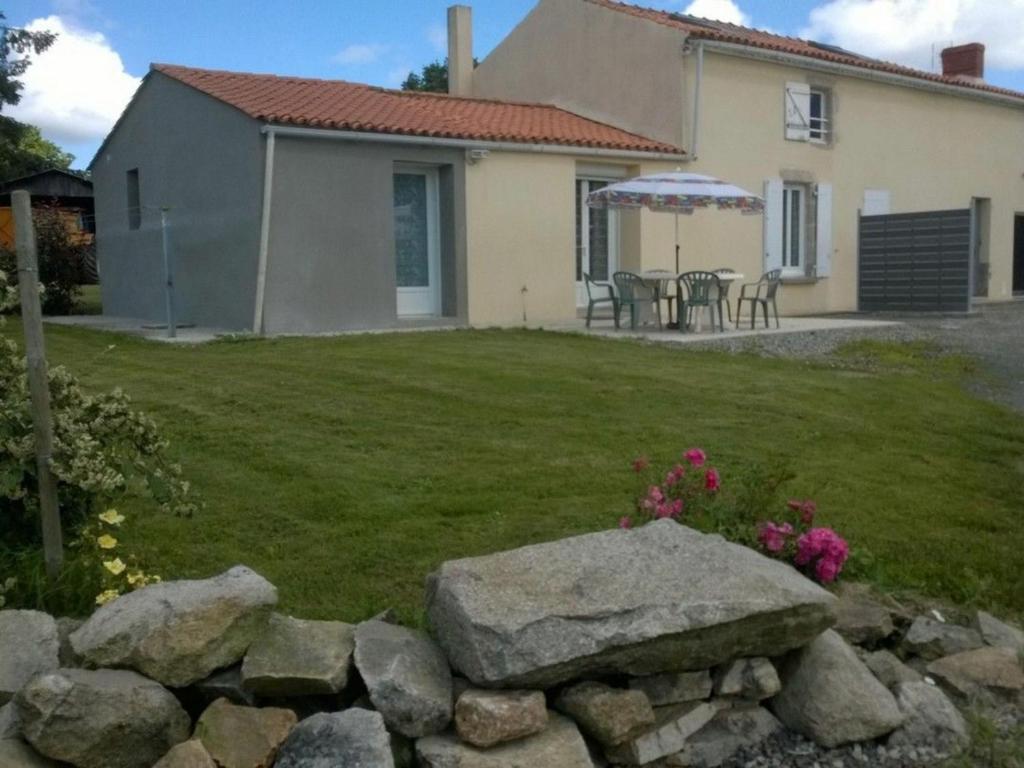 Maison de vacances Gîte Les Clouzeaux, 3 pièces, 4 personnes - FR-1-426-288 101 les Nouets 85430 Les Clouzeaux