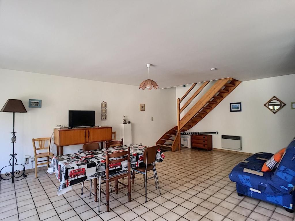 GÎTE LES VOLETS BLEUS 76111 Yport