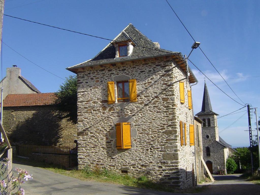 Maison de vacances Gîte Lescure-Jaoul, 3 pièces, 4 personnes - FR-1-601A-3 Flauzins 12440 Lescure-Jaoul