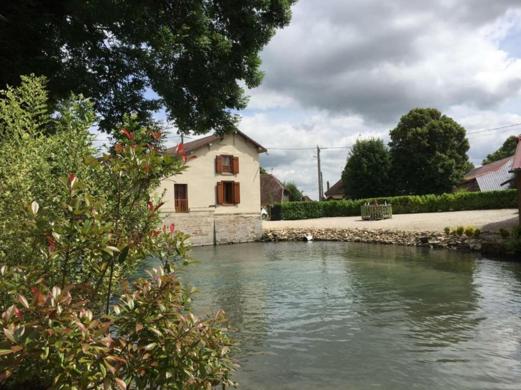 Maison de vacances Gîte Lhuître, 6 pièces, 10 personnes - FR-1-543-126 12 rue Sainte Tanche LHUITRE 10700 Lhuître