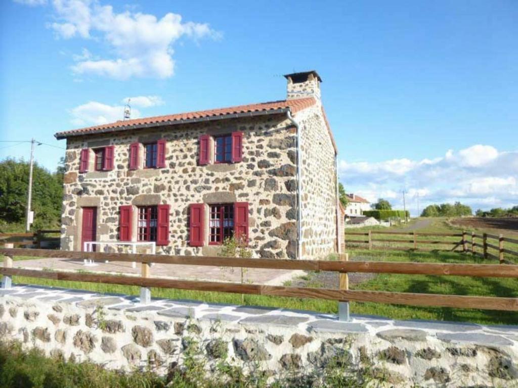 Maison de vacances Gîte Lissac, 3 pièces, 4 personnes - FR-1-582-300 Connac 1, rue de la Béate 43350 Lissac