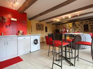 Maison de vacances Gîte Lissac, 3 pièces, 4 personnes - FR-1-582-300 Connac 1, rue de la Béate 43350 Lissac Auvergne