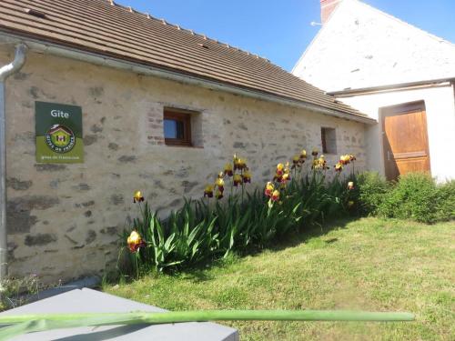 Gîte Louroux-de-Bouble, 4 pièces, 6 personnes - FR-1-489-5