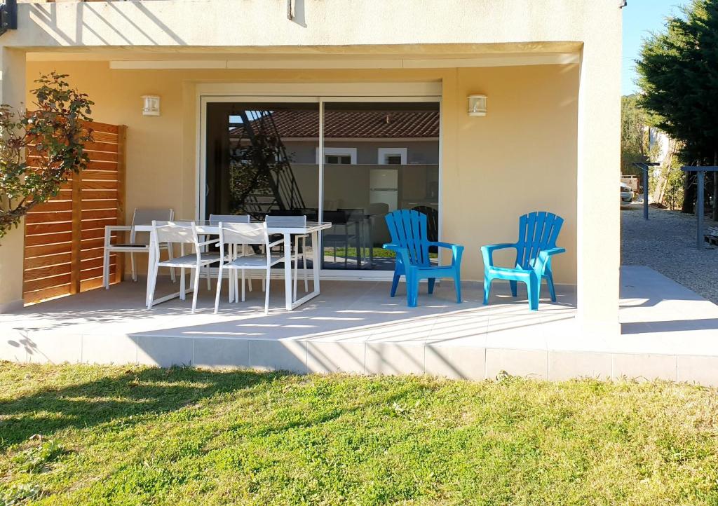 Maison de vacances Gîte lumineux avec terrasse, jardin et parking 7 Chemin de l'Esperel 30210 Lédenon