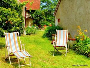 Gîte Lurcy-Lévis, 2 pièces, 3 personnes - FR-1-489-376