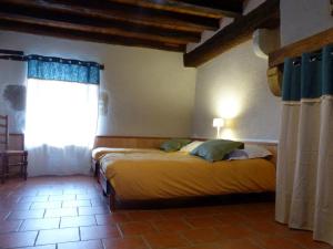 Gîte Lurcy-Lévis, 5 pièces, 10 personnes - FR-1-489-392