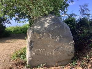 Maison de vacances Gîte Maez 4 pers 29450 sizun le village du moulin logement numéro 2 lieu dit Kerroc’h 29450 Sizun Bretagne