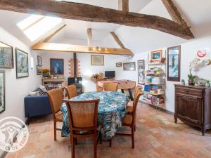 Gîte Mazé-Milon, 3 pièces, 6 personnes - FR-1-622-26