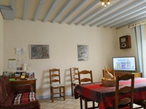 Gîte Méry-sur-Seine, 5 pièces, 8 personnes - FR-1-543-90