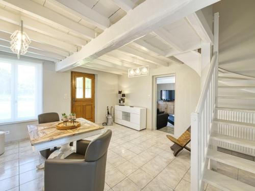 Gîte Mesnil-Saint-Père, 4 pièces, 6 personnes - FR-1-543-200
