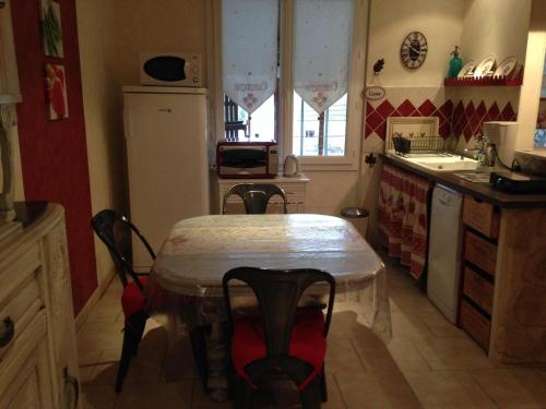 Gîte Meusnes, 2 pièces, 2 personnes - FR-1-491-87