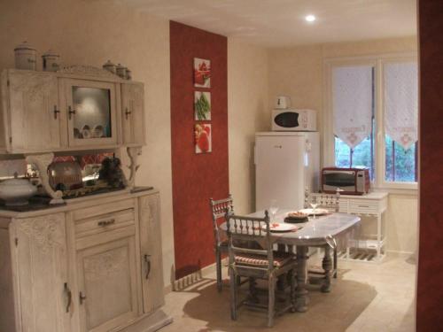 Gîte Meusnes, 2 pièces, 2 personnes - FR-1-491-87