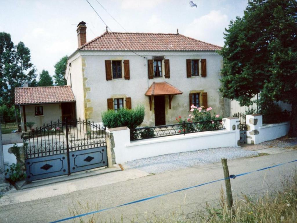 Maison de vacances Gîte Monget, 4 pièces, 6 personnes - FR-1-360-177 351 CHEMIN DE PEYROULICQ MONGET 40700 Monget