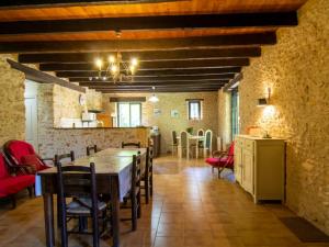 Maison de vacances Gîte Monplaisant, 3 pièces, 5 personnes - FR-1-616-100 Bonarme 24170 Monplaisant Aquitaine
