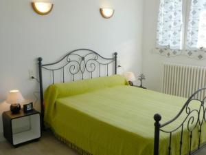 Gîte Montbazens, 5 pièces, 8 personnes - FR-1-601-140