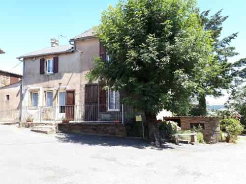 Gîte Montclar, 6 pièces, 14 personnes - FR-1-601-276