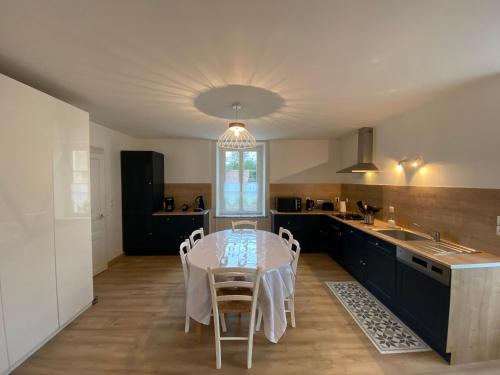 Gîte Montierchaume, 3 pièces, 6 personnes - FR-1-591-331