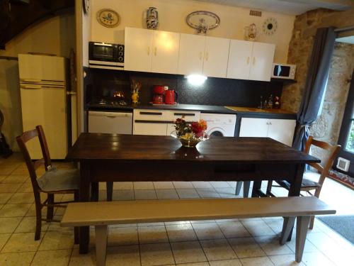 Gîte Montpeyroux, 3 pièces, 4 personnes - FR-1-601-19