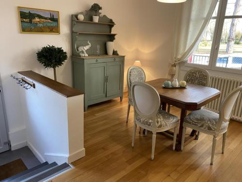 Gîte Moulins, 3 pièces, 4 personnes - FR-1-489-333